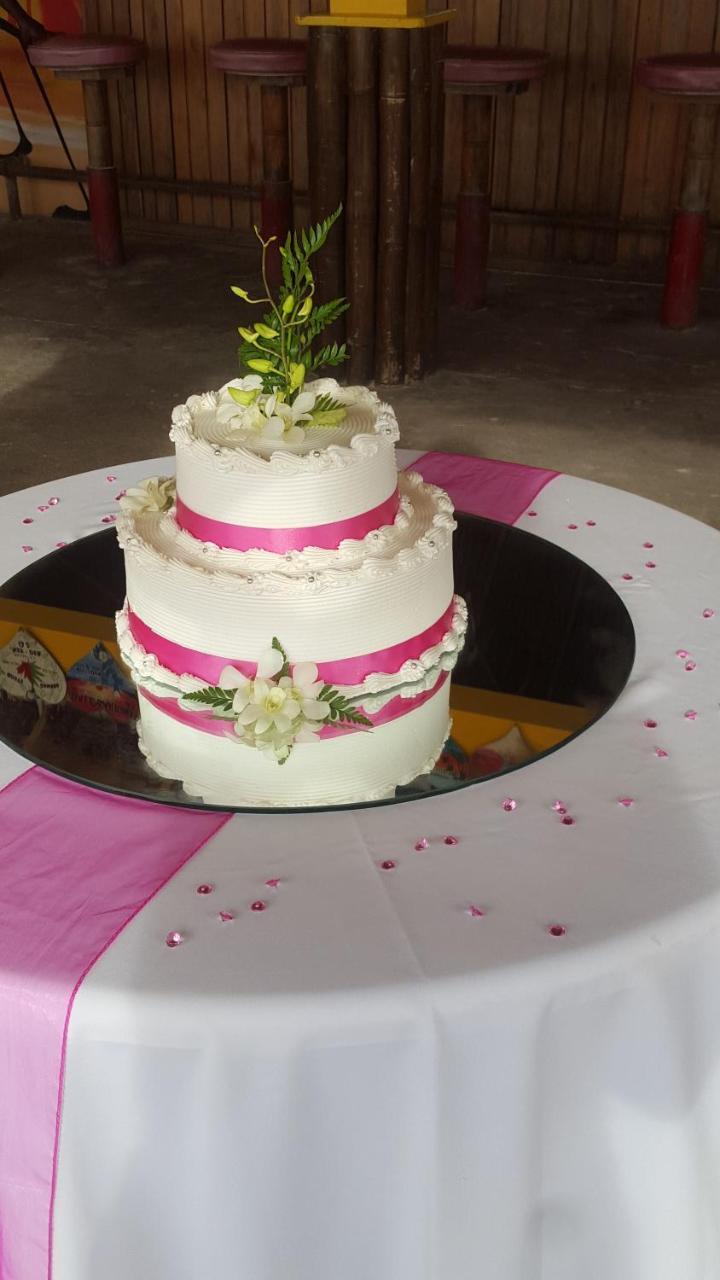 Roots Cafe Rooms Negril Exterior foto